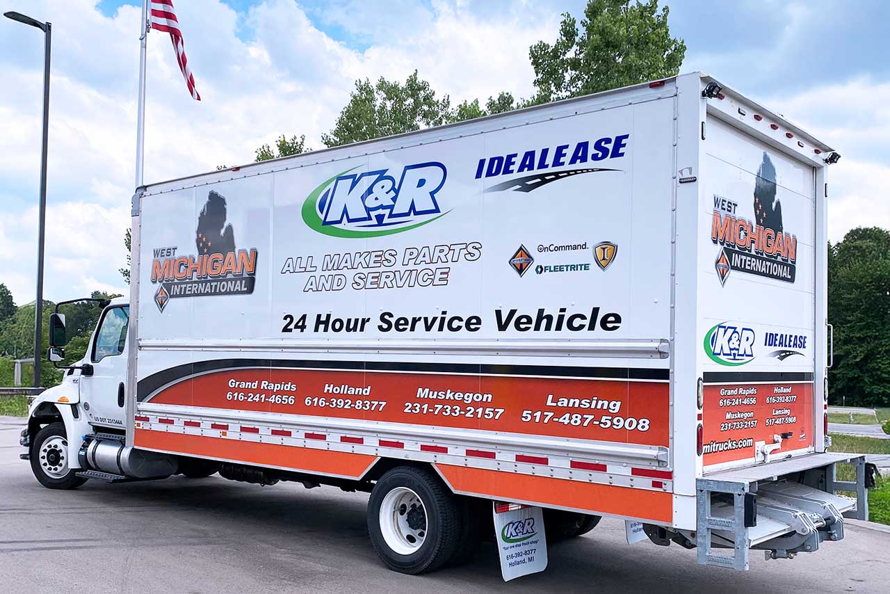 K R Mobile Truck